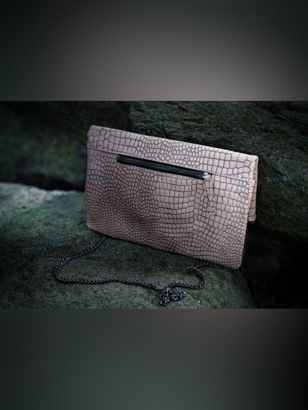 Crocodile Embossed Crossbody Clutch – Gunmetal Chain